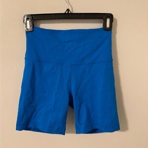 Poolside wunder train biker shorts 6 inch